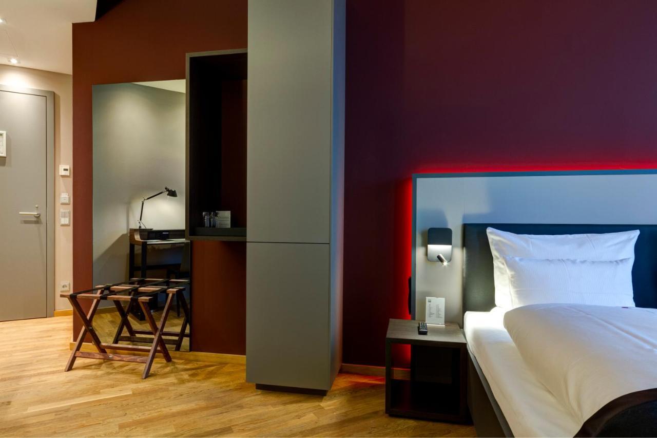 Qube Hotel Bahnstadt Heidelberg Exterior foto